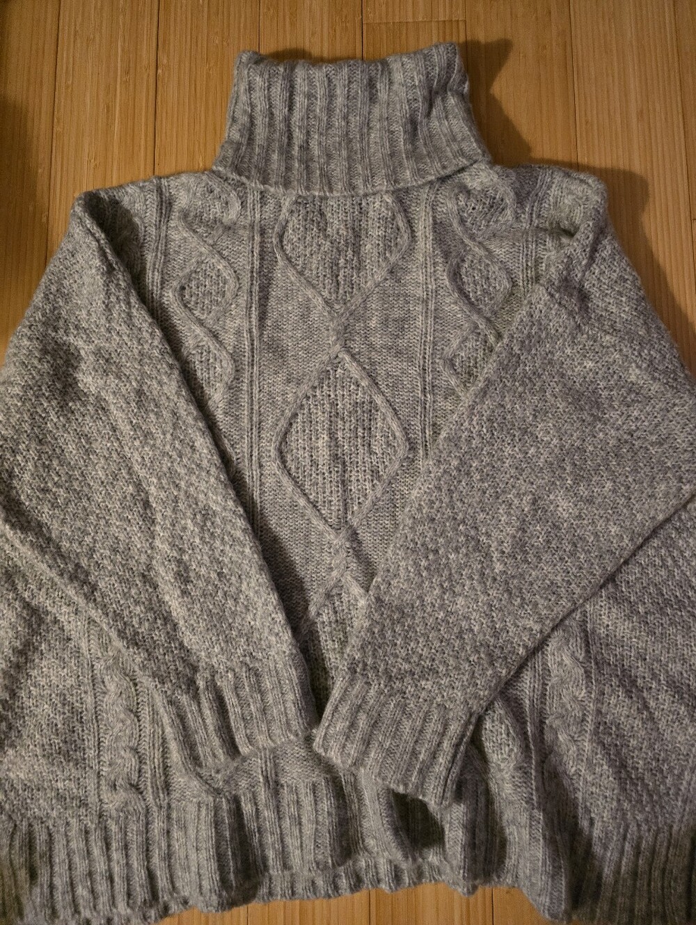 Aerie Gray Cable Knit Turtleneck Sweater S